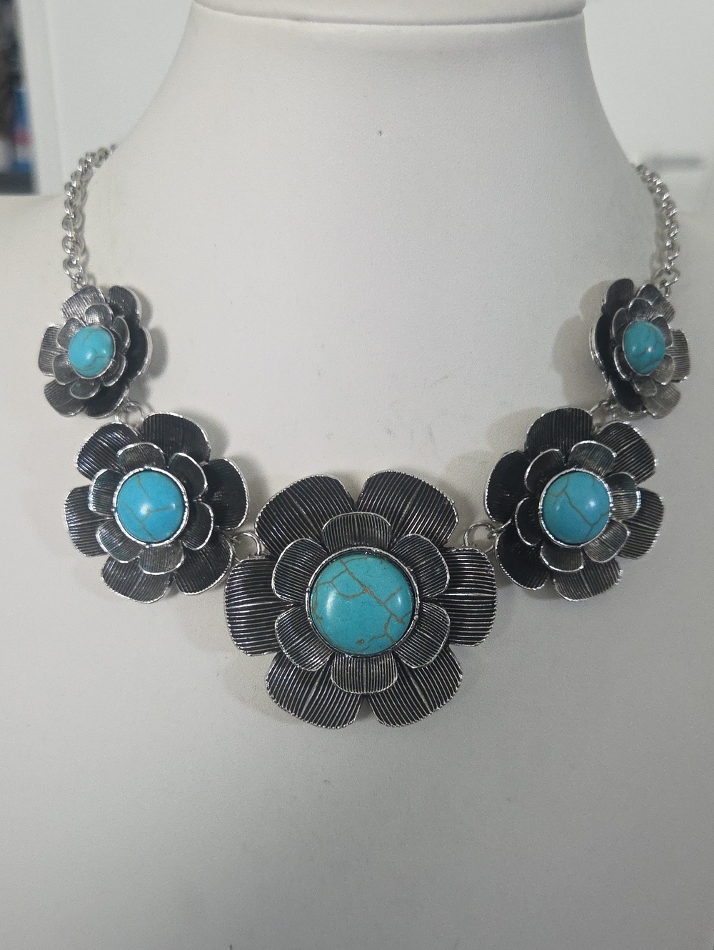 Paparazzi Bountiful Badlands Blue Necklace NWT